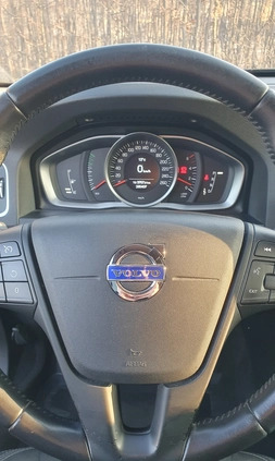 Volvo V60 cena 35900 przebieg: 299000, rok produkcji 2016 z Bochnia małe 497